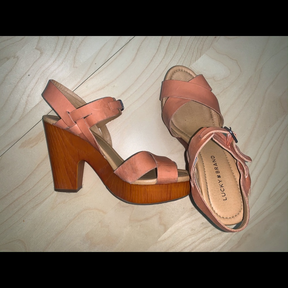 Lucky Brand Peach Chunky Heel Sandals
